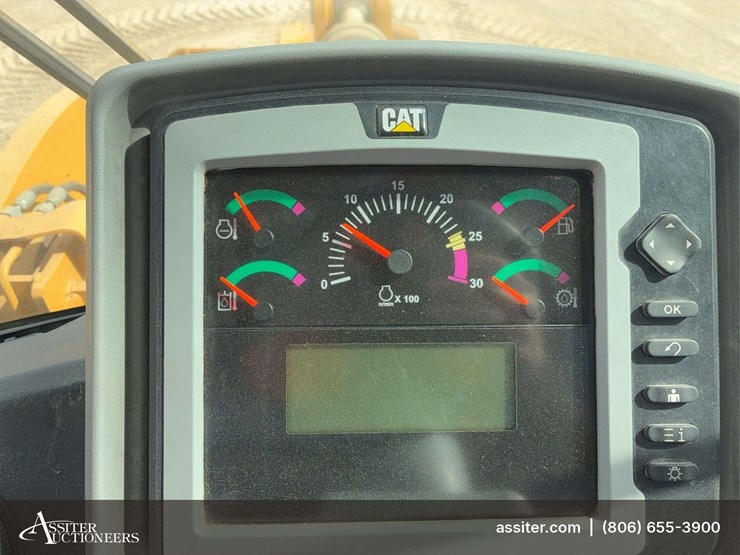 2012-caterpillar-950k-image-19