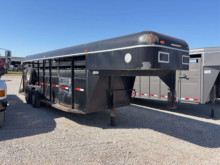 rawhide-livestock-trailer-20ft,-1-cut-gate,-st235/80r16-tires,-gvw:-12,000lbs-image-1