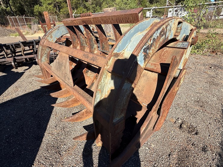 pemberton-quick-coupler-root-rake-grapple-for-wheel-loaders-image-3