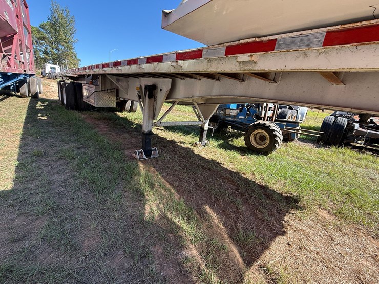 2001-wabash-37-ft-x-102-in-t/a-flatbed-piggyback-trailer-image-4