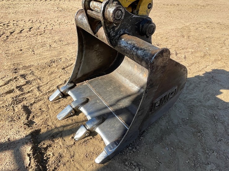 #1900-•-yanmar-vio-35-mini-backhoe-image-22