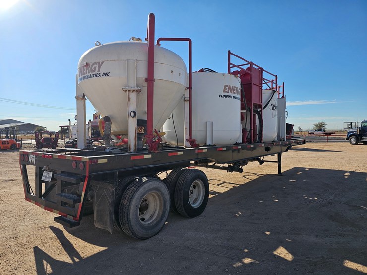 2008-shopbuilt-t/a-cement-mixing-trailer-image-3