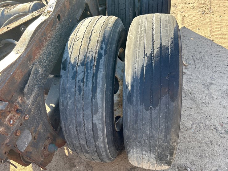 #6919-•-tandem-axle-trailer-slider-subframe-assembly-image-18