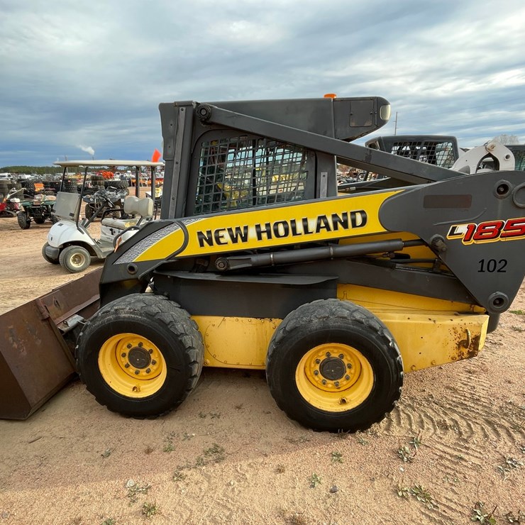 #1947 • New Holland L185 Wheeled Skid Steer