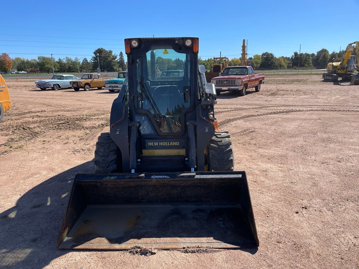 #1959-•-2015-new-holland-l230-skid-steer-image-8