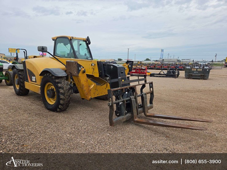 caterpillar-th514d-image-4