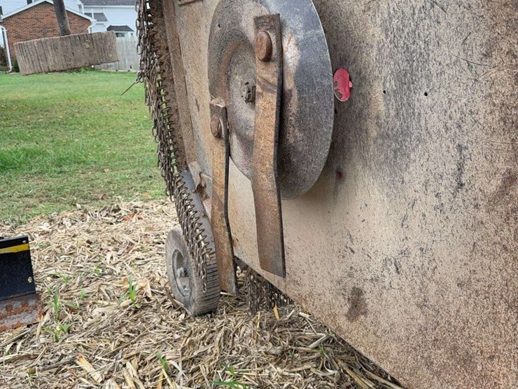 bushog-15ft-batwing-mower,-big-1000pto,-hyd-fold-and-raise,-laminated-tires-image-4