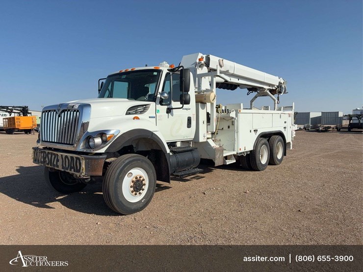 2009-international-workstar-7400-image-1