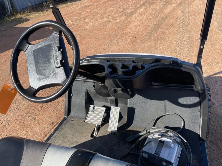 #1033-•-2015-yamaha-ydrex5-electric-golf-cart-image-27