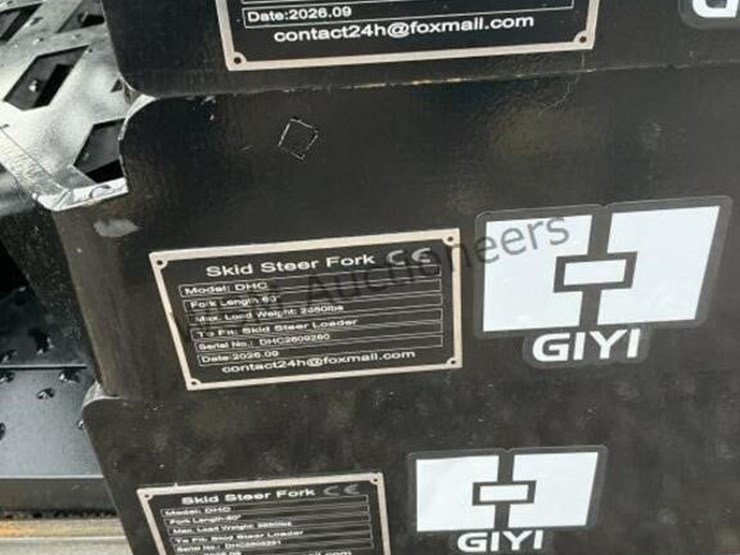 (6)-5ft-fork-attachments-for-skid-steer-image-7