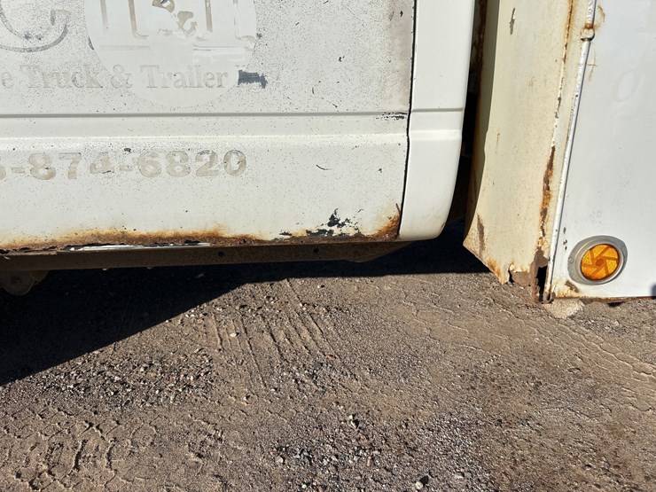 #6933-•-1994-chevrolet-1-ton-dually-service-body-truck-(has-wi-title)-image-34