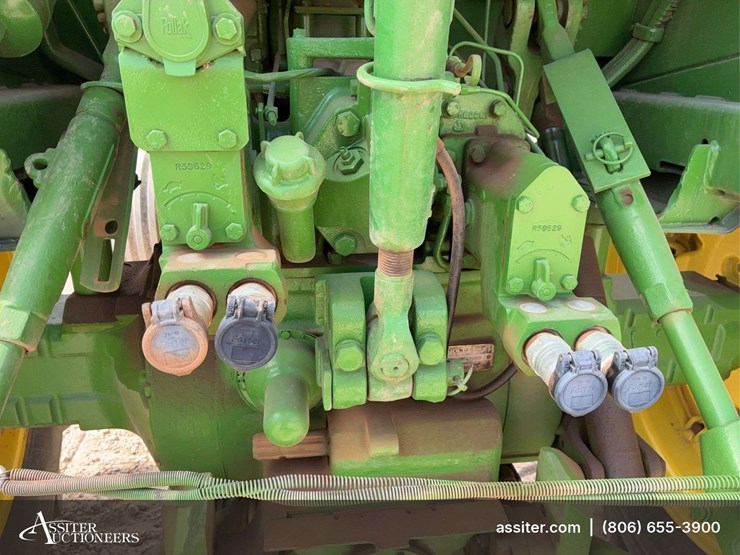 1980-john-deere-4440-image-7