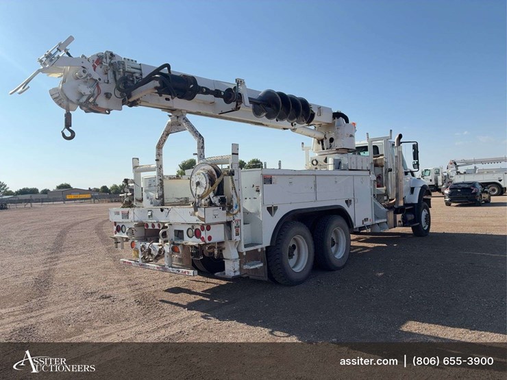 2009-international-workstar-7400-image-3