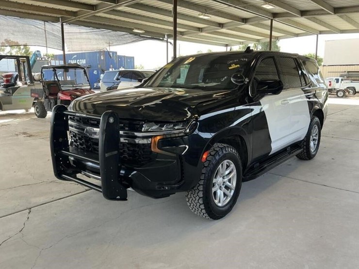 2021-chevrolet-tahoe-suv-image-4