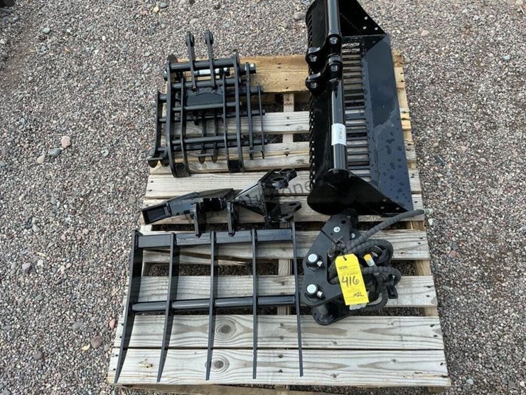 mini-excavator-attachments-image-5