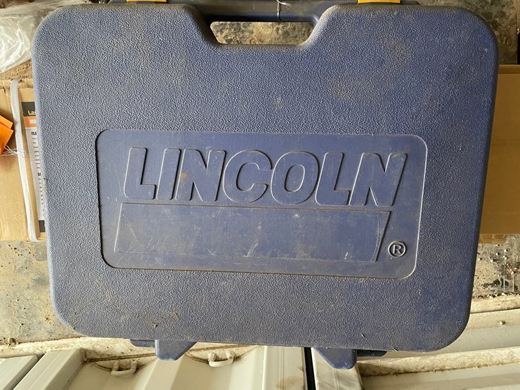#5216-•-lincoln-battery-powered-grease-gun-image-1