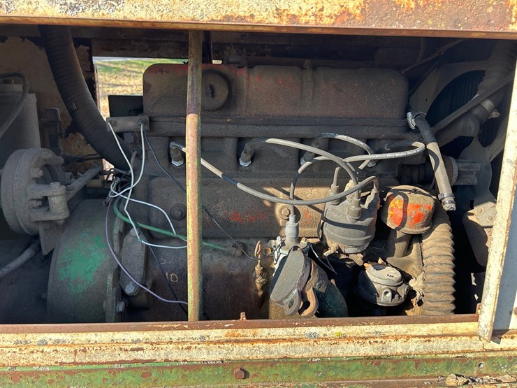 #6936-•-towable-air-compressor-trailer-image-10