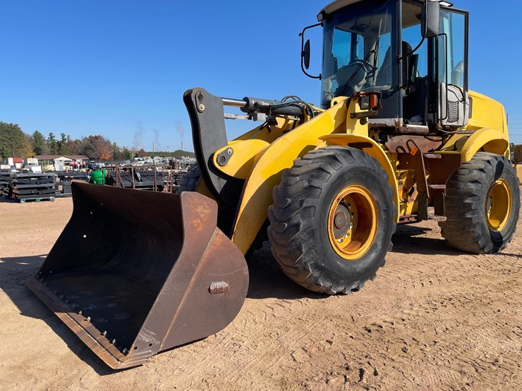 #1871-•-2007-new-holland-w130za-wheel-loader-image-1