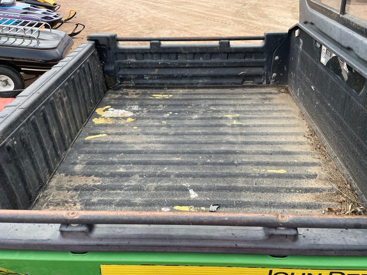 #1057-•-john-deere-diesel-4-x-4-gator-image-27