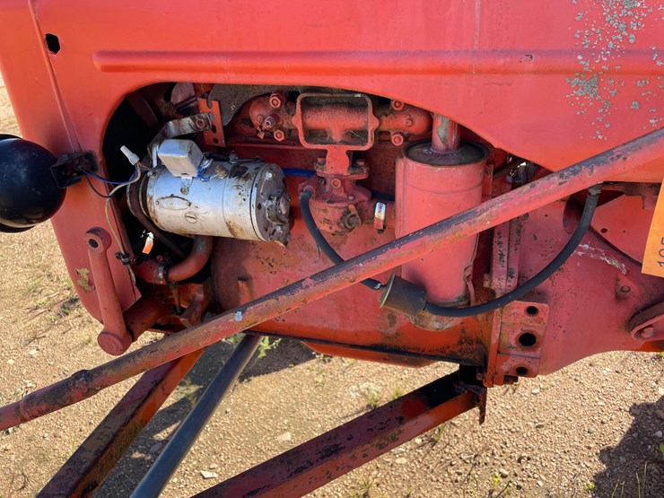 #1951-•-allis-chalmers-b-wide-tractor-image-26