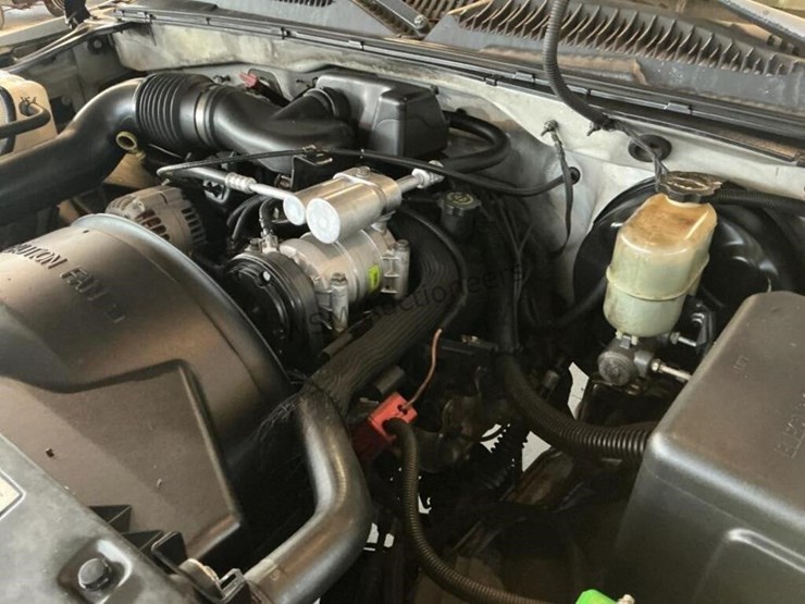 2000-chevrolet-silverado-1500-p/u-image-13