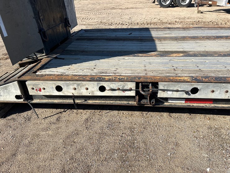 #6917-•-2005-xl-60-mfg-tandem-axle-detachable-gooseneck-lowboy-semi-trailer-(has-wi-title)-image-7