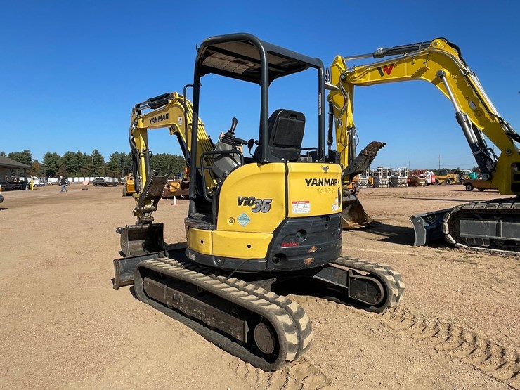 #1900-•-yanmar-vio-35-mini-backhoe-image-7