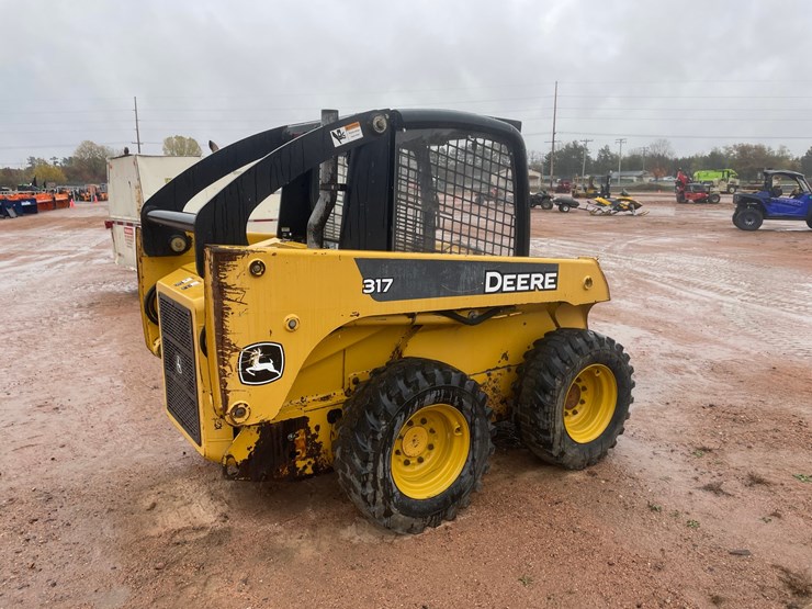 #1852-•-john-deere-317-skid-steer-image-14