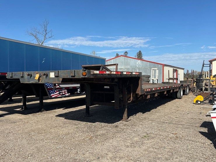 #6910-•-2007-fontaine-drop-deck-semi-trailer-(wi-title-in-delay)-image-1