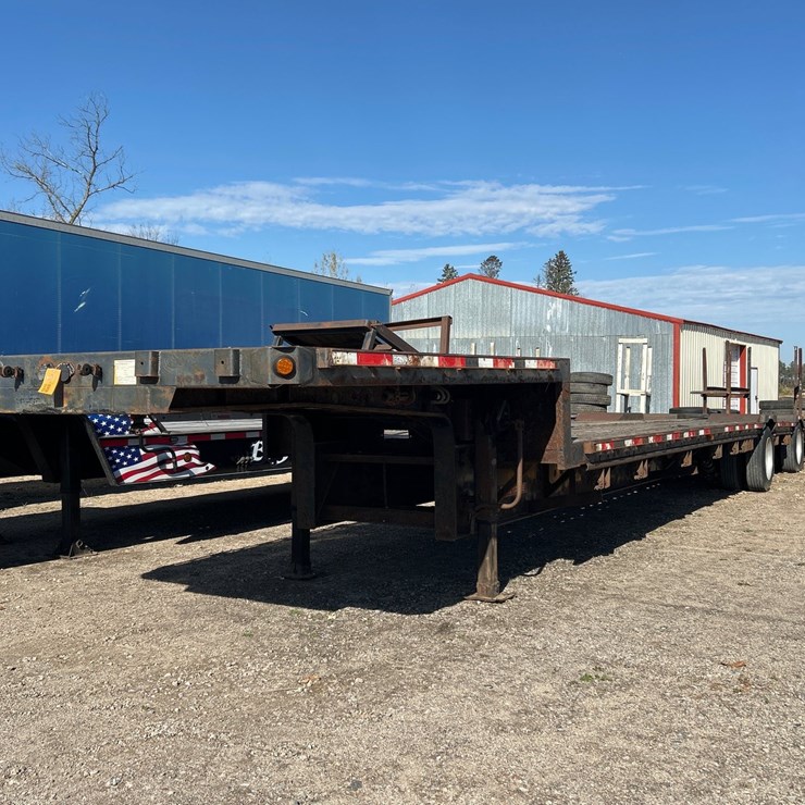 #6910 • 2007 Fontaine Drop Deck Semi Trailer (WI Title In Delay)