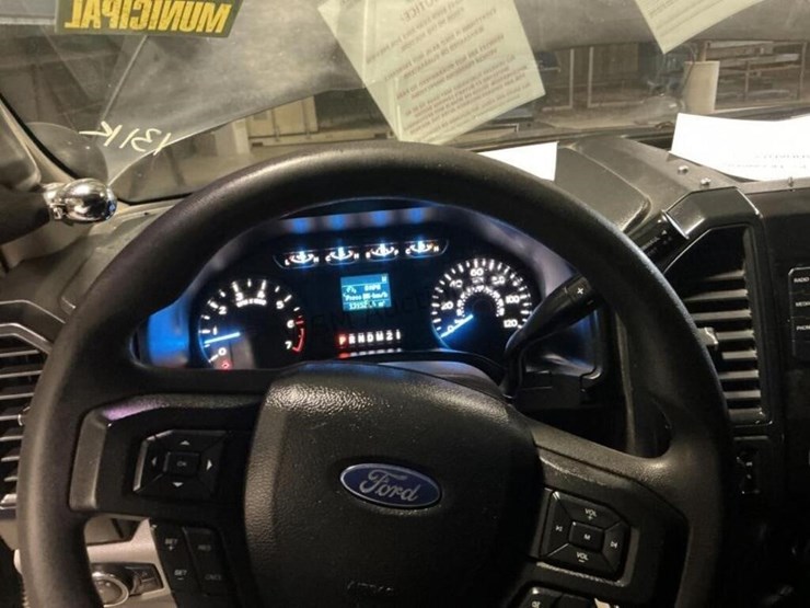 2017-ford-f-150-p/u-image-17