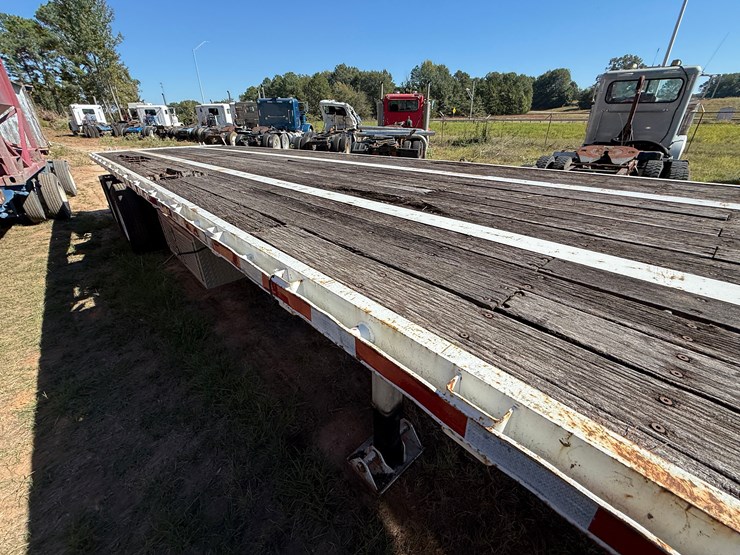 2001-wabash-37-ft-x-102-in-t/a-flatbed-piggyback-trailer-image-5