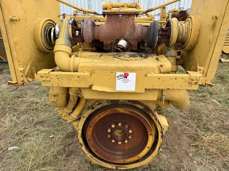 caterpillar-d379-image-6