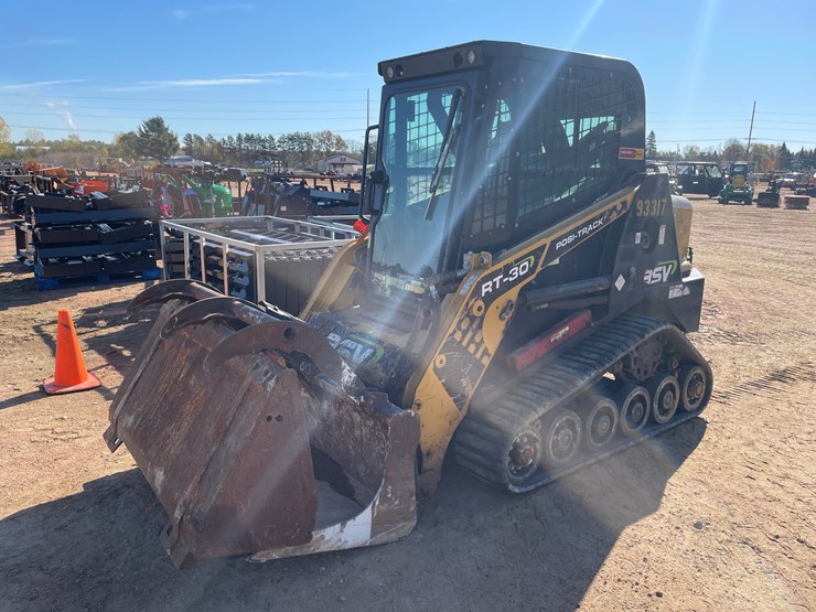 #1071-•-2017-asv-rt-30-tracked-skid-steer-image-2