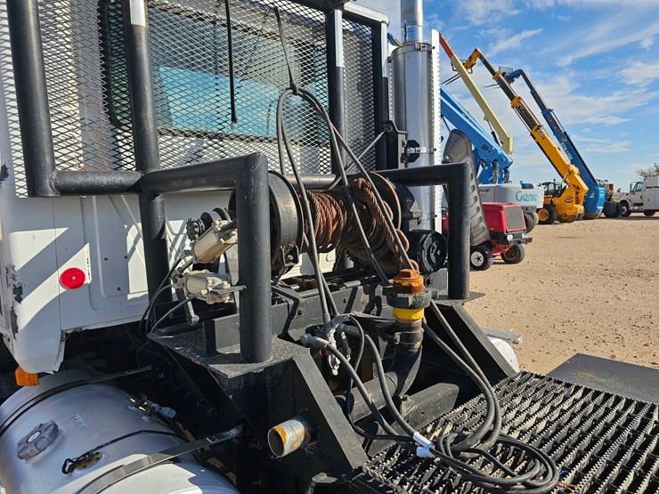 1995-mack-ch613-image-7