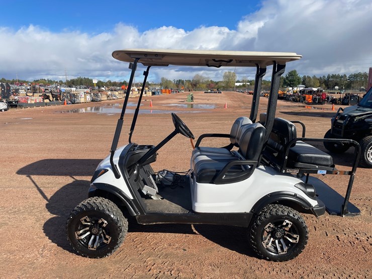 #1860-•-2015-yamaha-ydrex5-electric-golf-cart-image-4