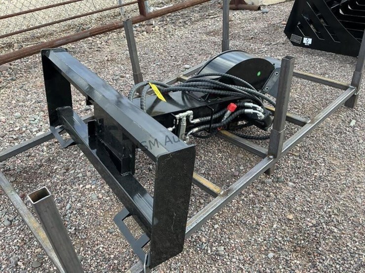 2026-giyi-stump-grinder-for-skid-steer-image-1