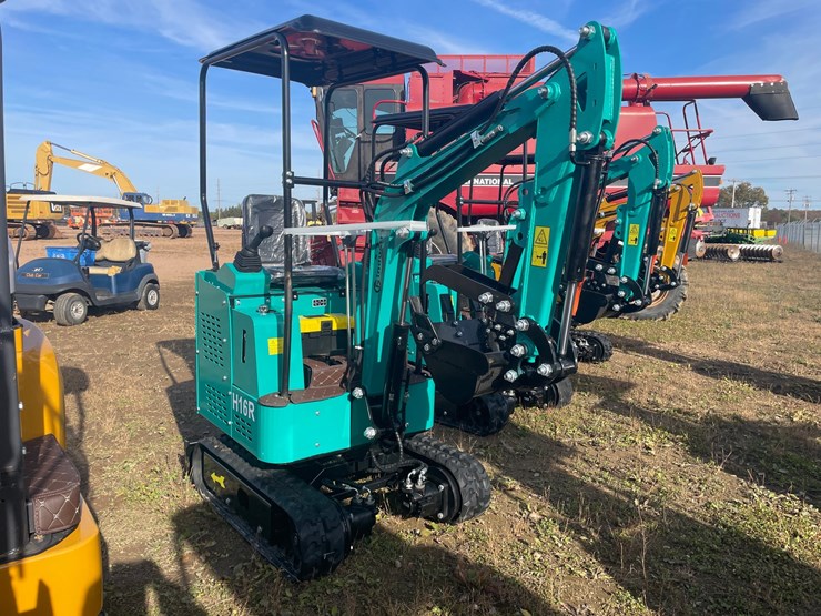 #3230-•-2026-cfg-h16r-mini-excavator-image-2