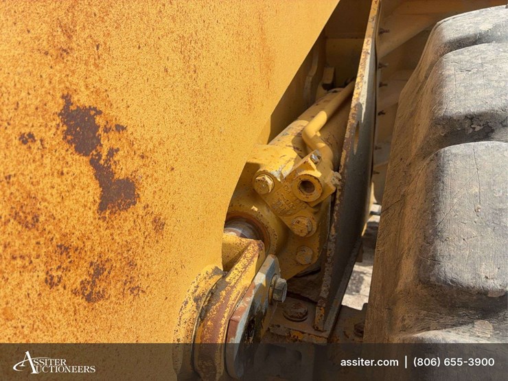 2003-caterpillar-966g-wheel-loader-image-10
