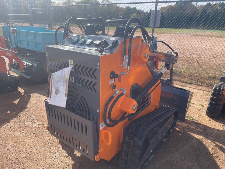 #3207-•-2026-landhonor-lhr-me380r3a-mini-skid-steer-loader-image-4