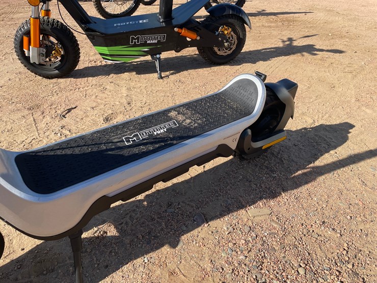 #1035-•-2025-mototec-fury-electric-scooter-image-3