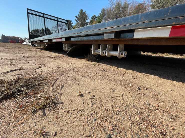 #3796-•-20'-flatbed-truck-body-image-11