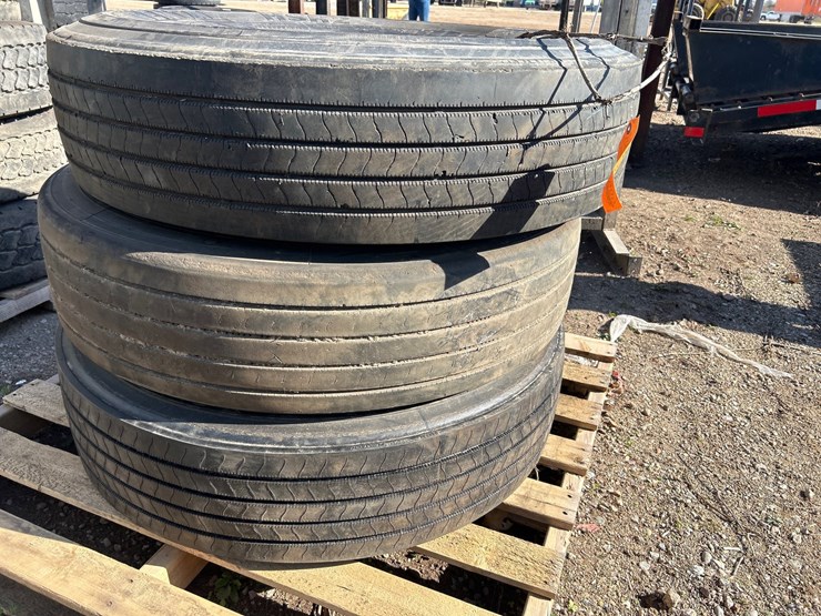 #6957-•-(3)-continental-hsr-11-r-22.5-commercial-truck-tires-image-1