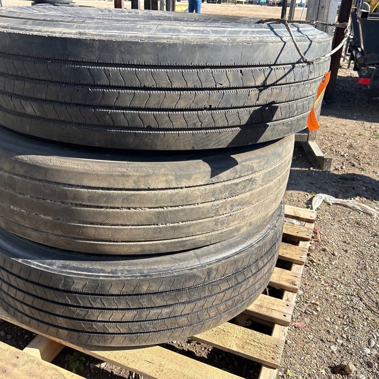 #6957 • (3) Continental HSR 11 R 22.5 Commercial Truck Tires