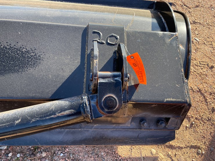 #3744-•-11"-heavy-trucking-plow-with-cylinders-image-18
