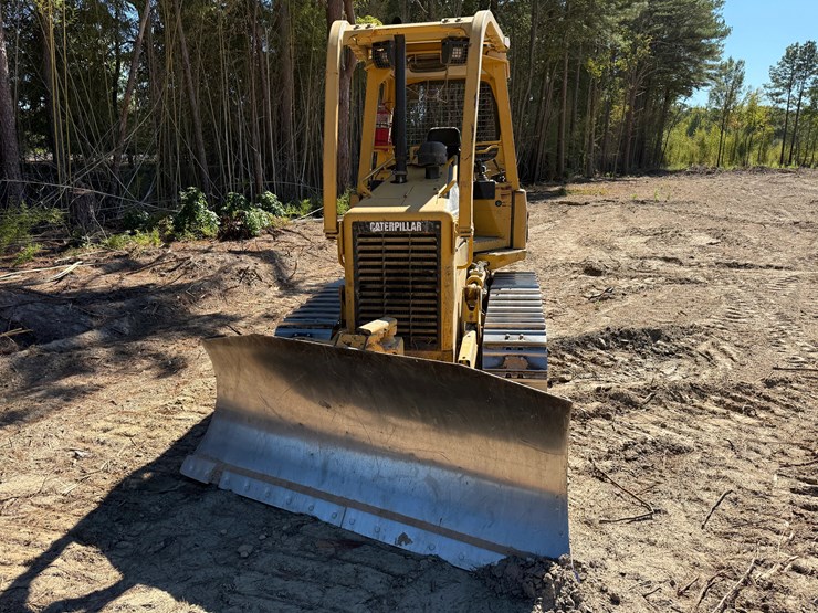 caterpillar-d3g-xl-image-6
