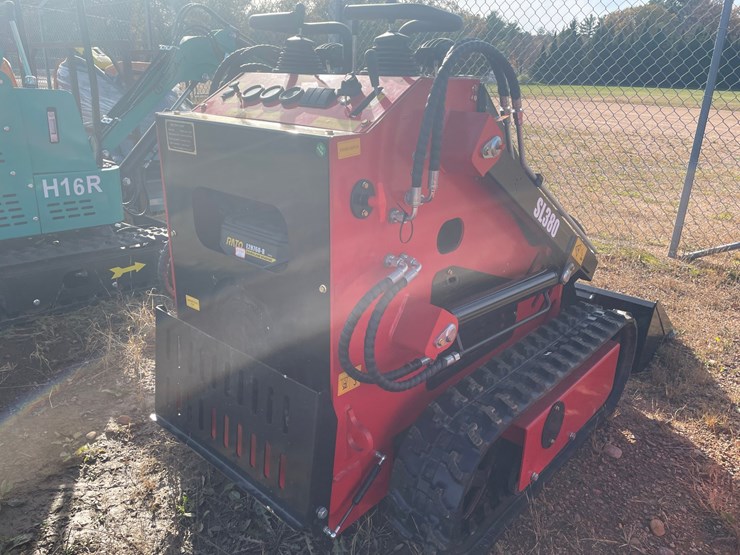 #3213-•-2026-skid-steer-loader-image-3