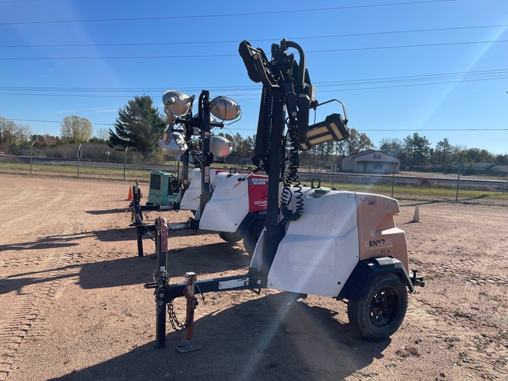 #1875-•-2017-generac-magnum-light-tower-image-2