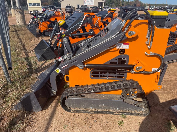#3206-•-landhonor-mini-skid-steer-loader-image-6