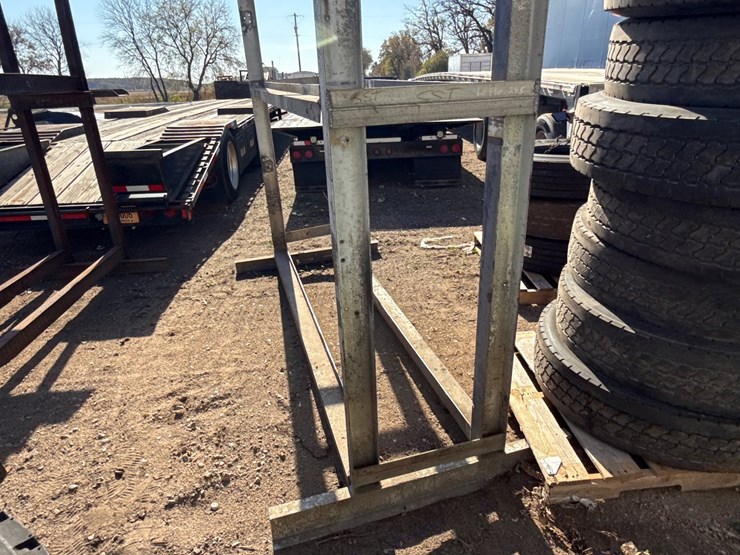 #6956-•-shop-made-aluminum-tire-rack-image-5